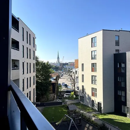 Cozy Center With Desk - Steps To Old Town Appartamento Reval