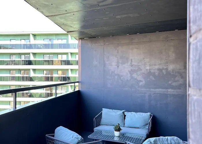 Cozy Center With Desk - Steps To Old Town Apartament *