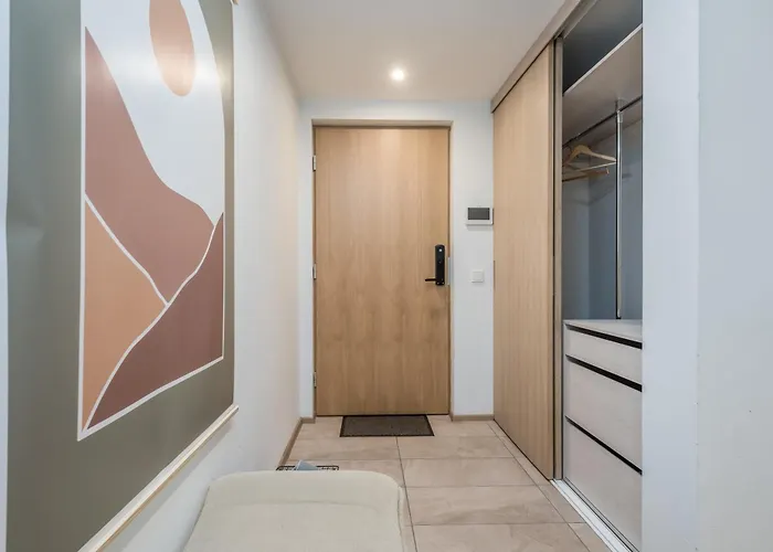 Cozy Center With Desk - Steps To Old Town Tallin