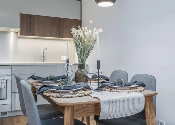 Apartament Cozy Center With Desk - Steps To Old Town Tallin