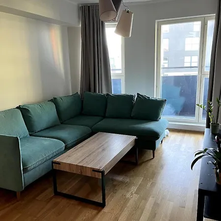 Cozy Center With Desk - Steps To Old Town Apartamento